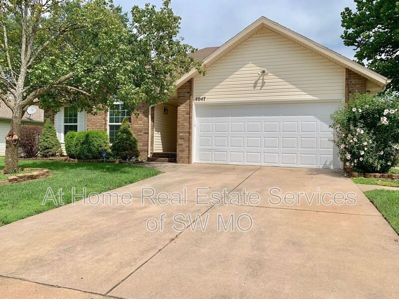 Springfield House: 4047 W Watkins St