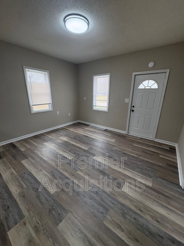 Alton House: 2309 Locust Street