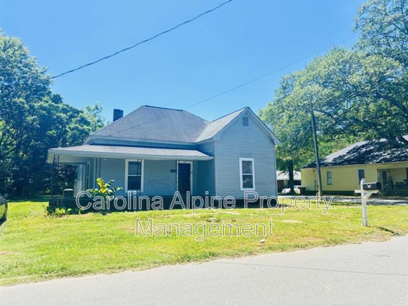 Shelby House: 119 Broad St