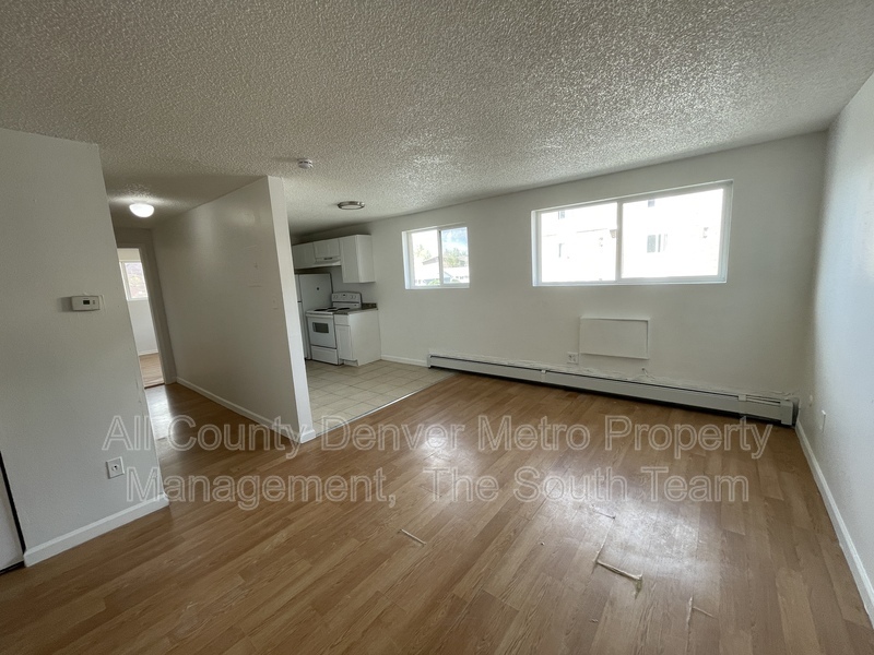 Aurora Condo: 1622 Alton St