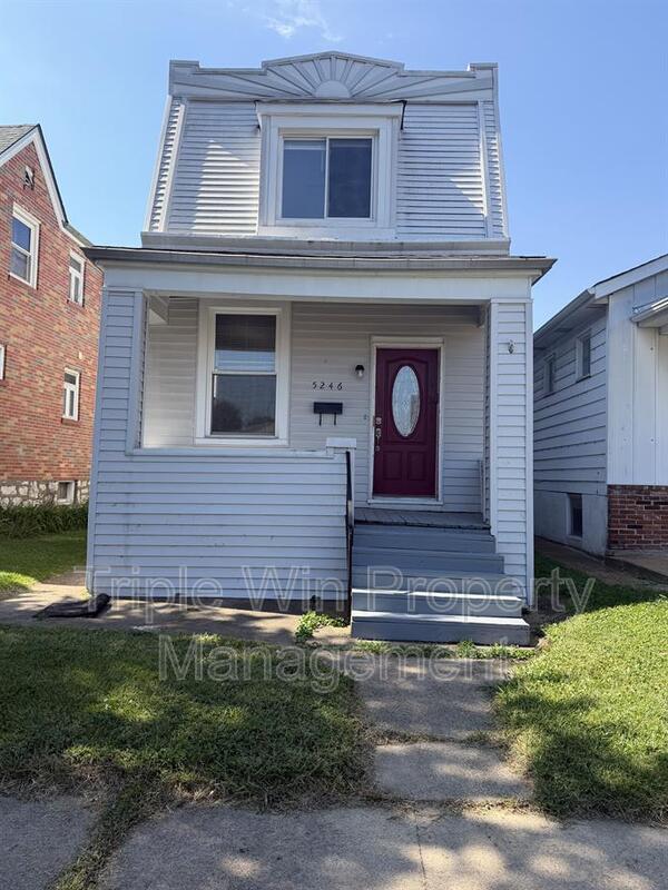 St. Louis House: 5246 Blow St