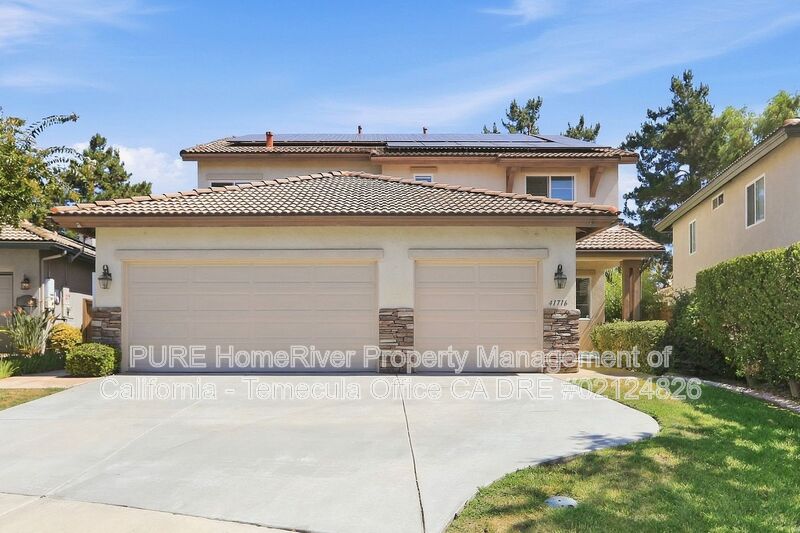 Temecula House: 41716 Monterey Pl