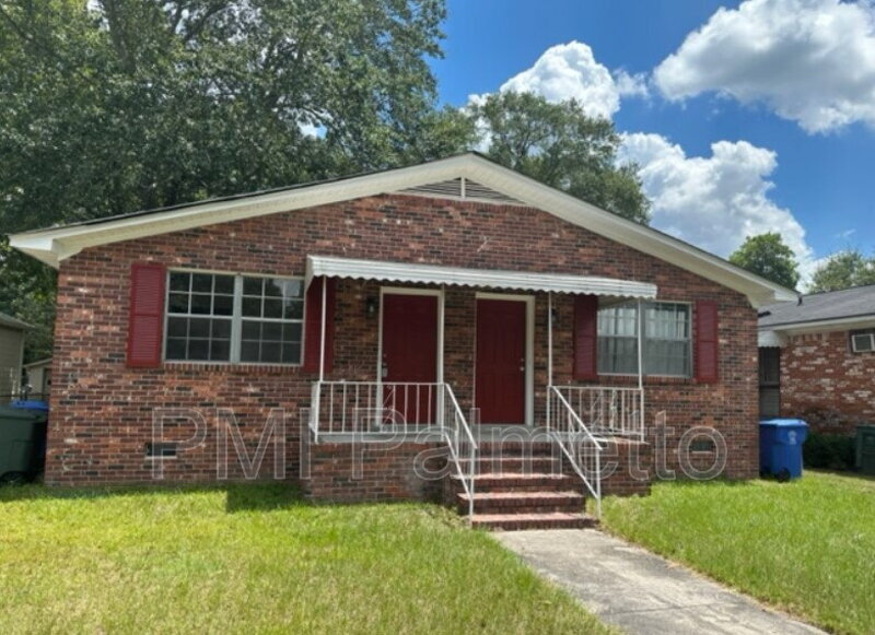 Columbia Condo: 1216 Chevis St