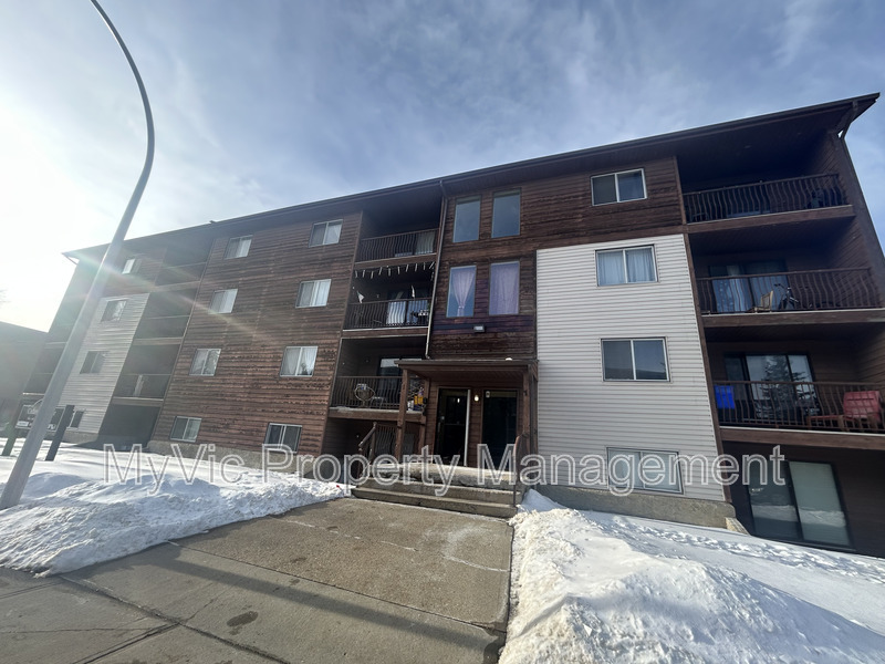 Edmonton Condo: 10130 159 Street NW