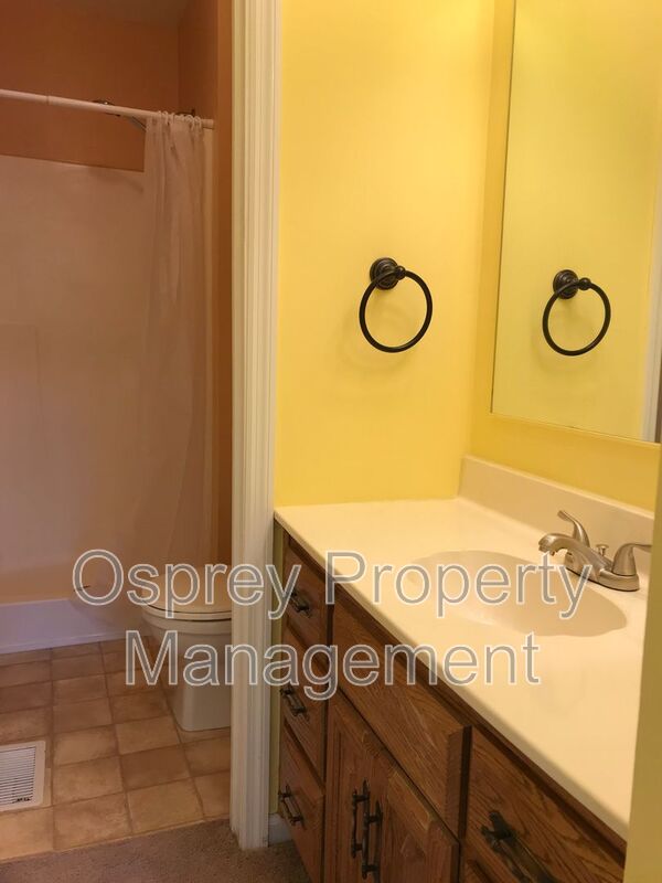 Charming 3-Bedroom Townhome in VB "ASK ABOUT OUR ZERO DEPOSIT" - Photo 5