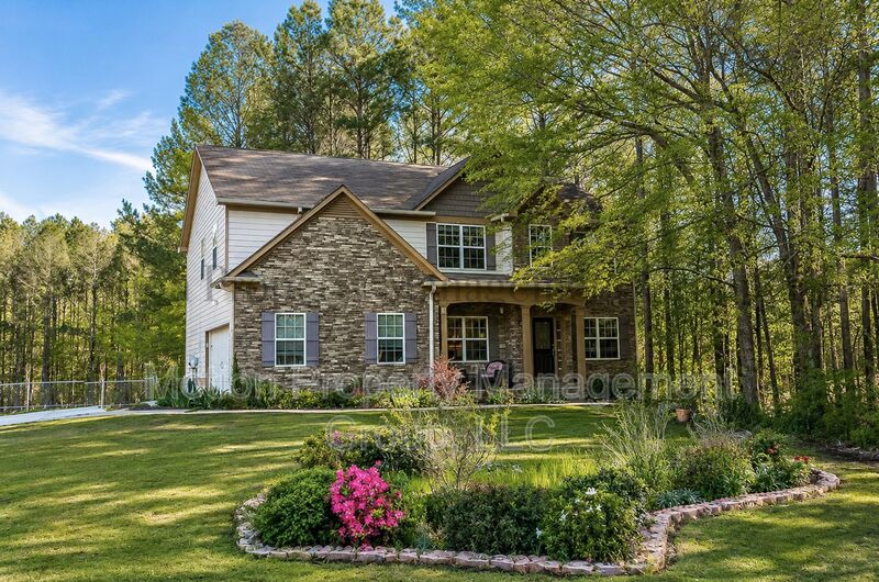 McDonough House: 344 Mary Dr