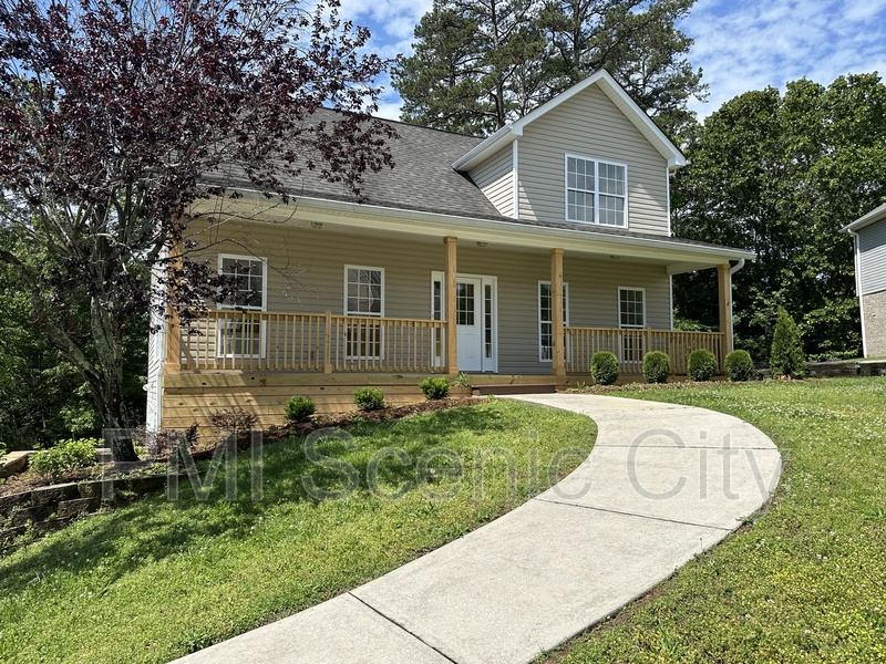 Ooltewah House: 7527 Passport Dr