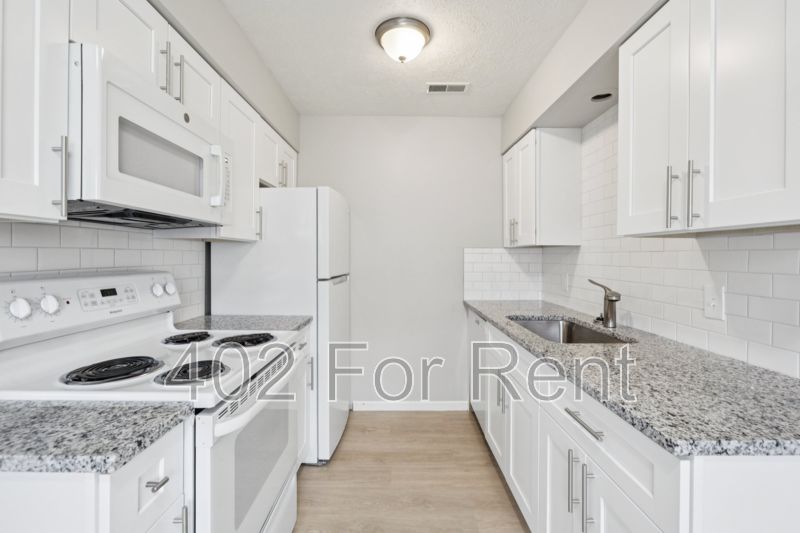 Omaha Condo: 8005 South 48th Avenue - 8