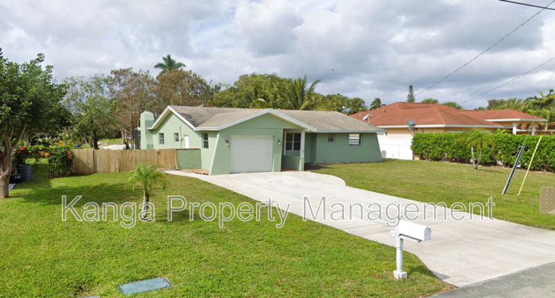 West Palm Beach House: 1317 Willow Rd