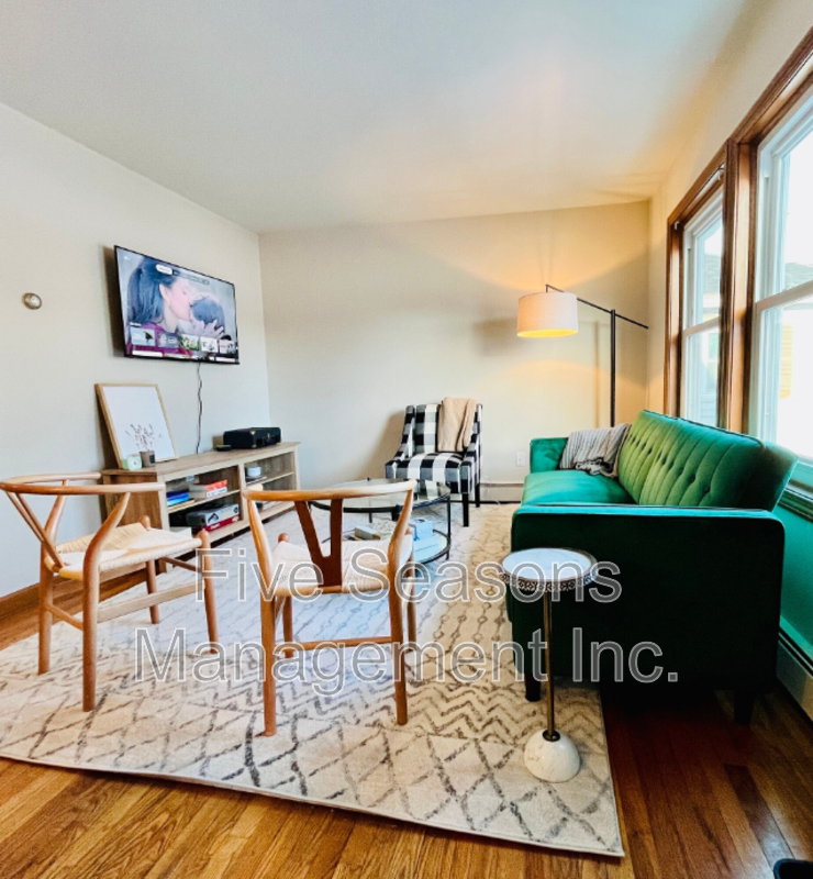 Burlington Condo: 358-360 North Winooski Avenue - 3