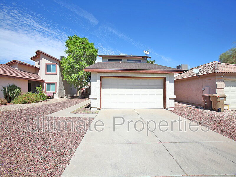 Peoria House: 8138 W Shangri La Rd