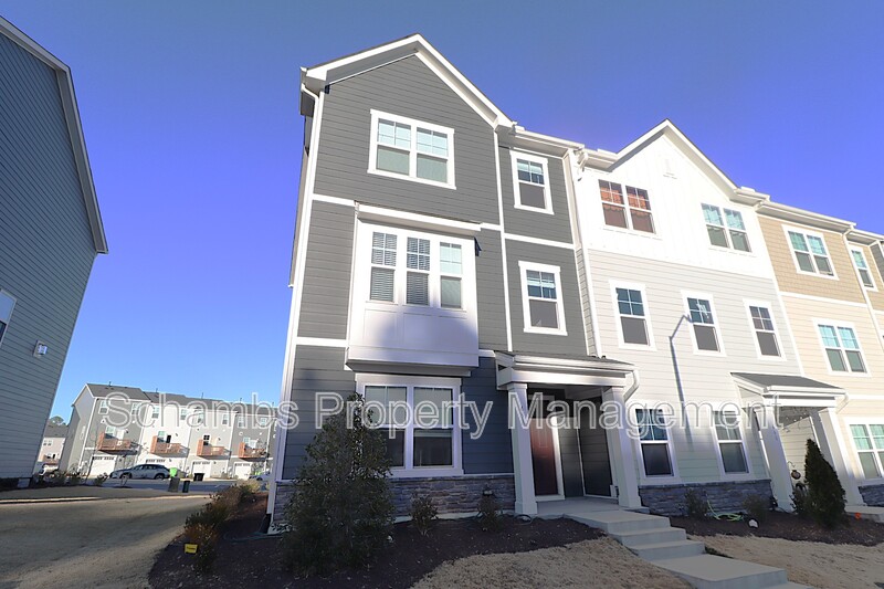 Apex Townhome: 458 Carolina Springs Blvd