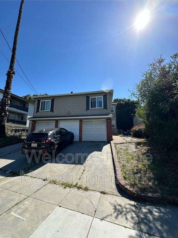 Hayward House: 22217 Main Street