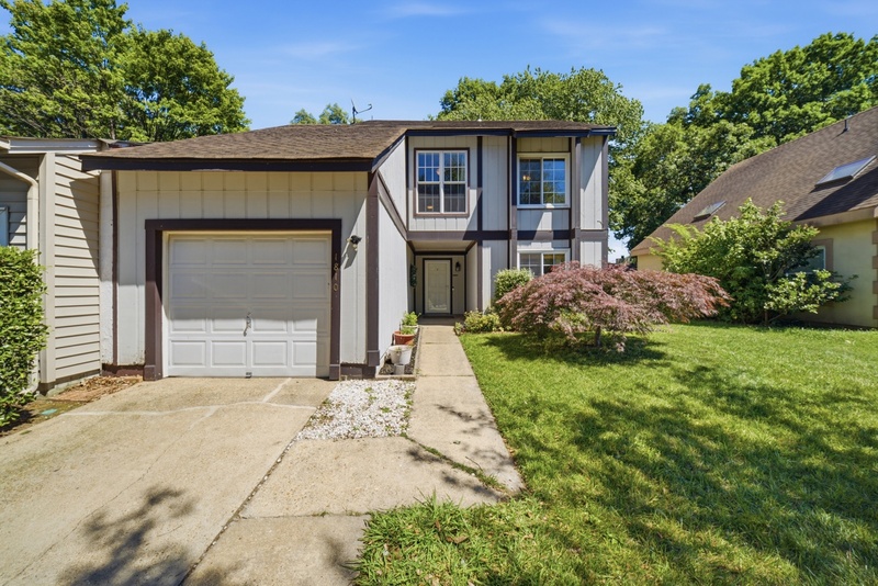 Virginia Beach House: 1810 Delaney Street