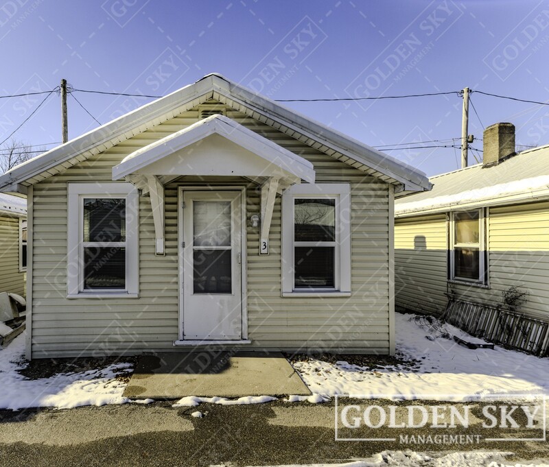 Muncie Condo: 2011 East 18th Street