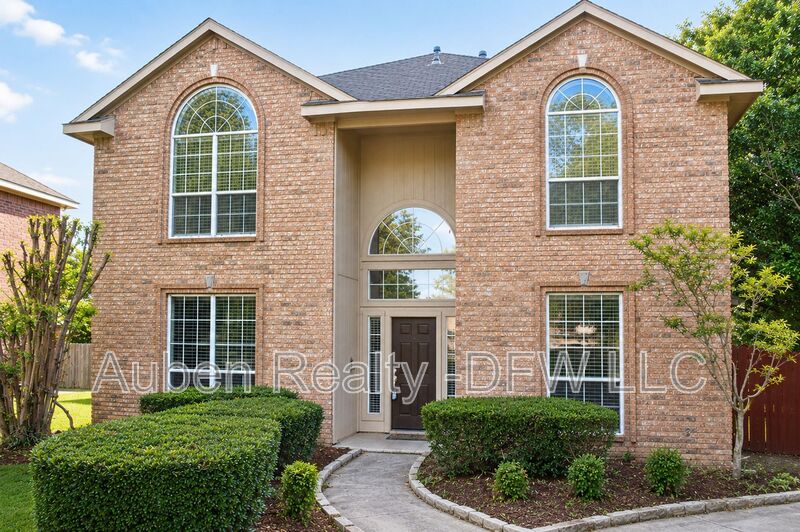 Euless House: 2815 Baze Road