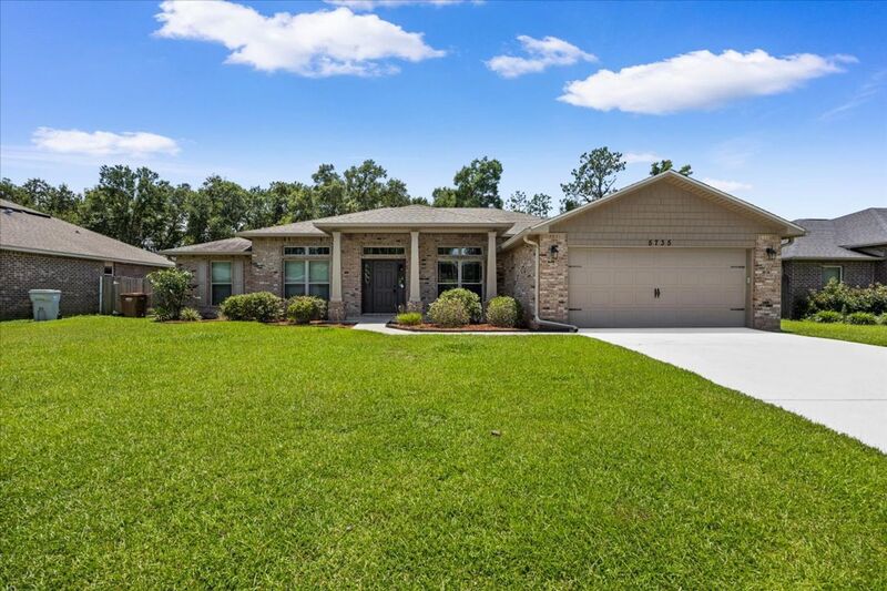 Pace House: 5735 Mill Stream Way