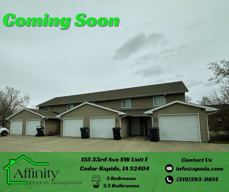 Cedar Rapids Townhome: 155 33rd Ave SW