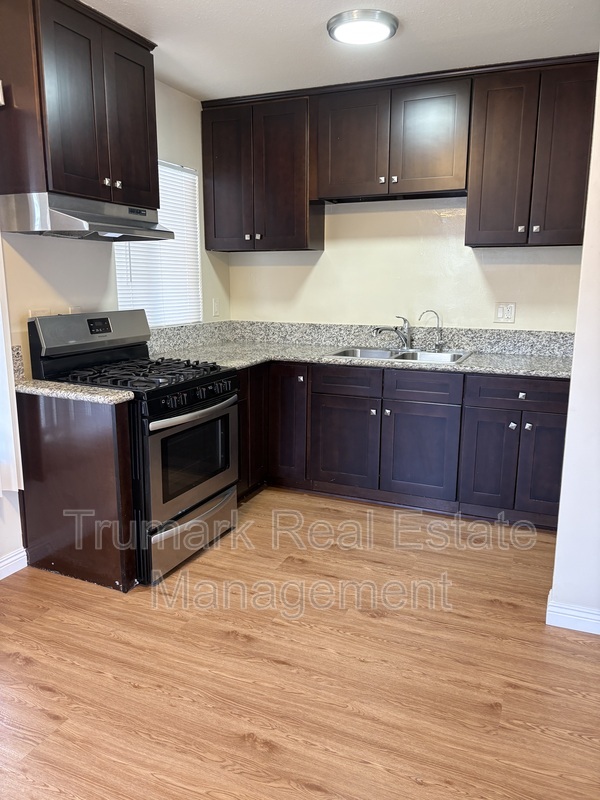 Glendale Condo: 1204 E Lexington Dr