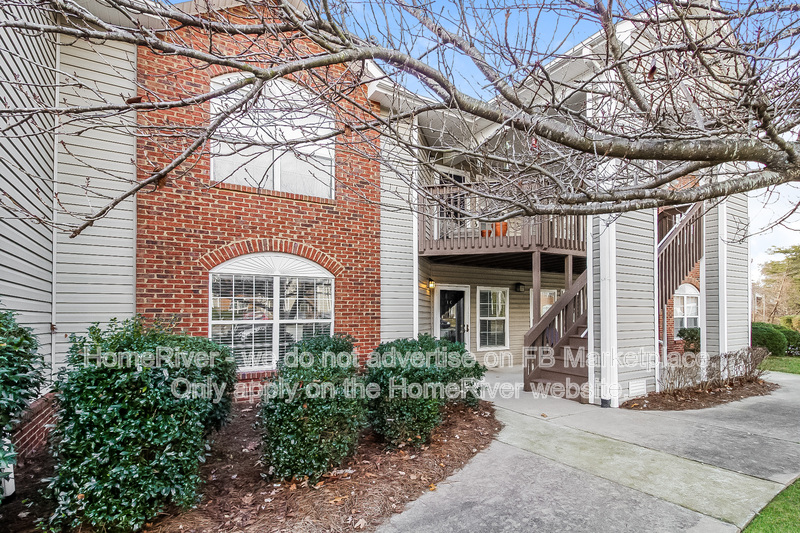 High Point Condo: 2630 Ingleside Dr
