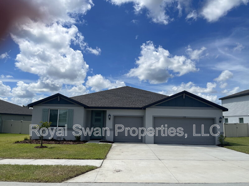 Bartow House: 2016 Rosewood Drive