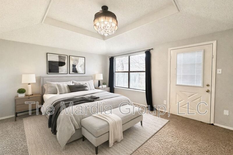 Duncanville House: 923 Wayne Ave.