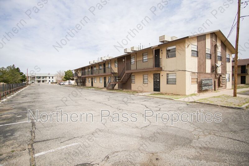El Paso Condo: 4700 Maxwell Ave