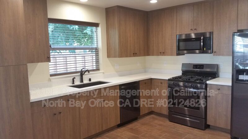 Petaluma Condo: 131 Arlington Drive