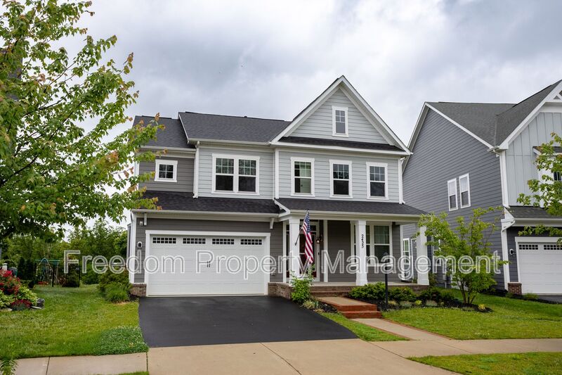 Dumfries House: 2425 Morgans Point Dr