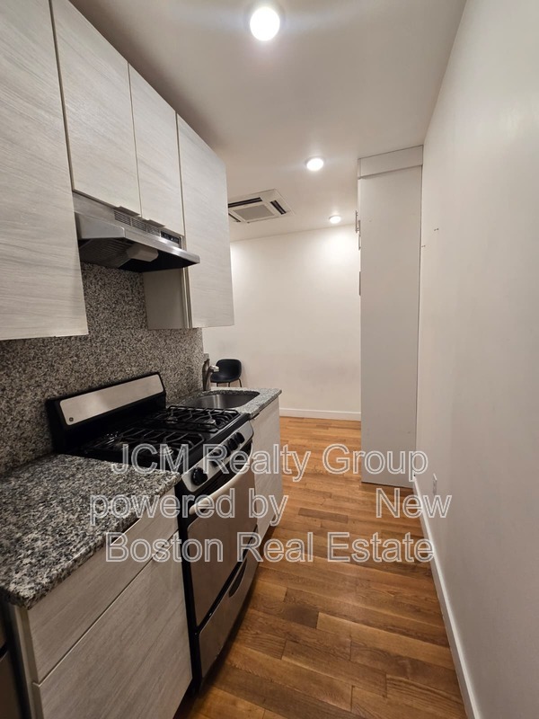 Chelsea Condo: 21 Fifth Street