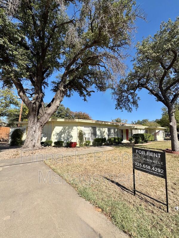 San Angelo Condo: 2528 W Avenue N