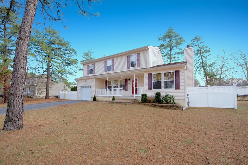 Request a Viewing for 1208 Wellington Ave Tenant Turner