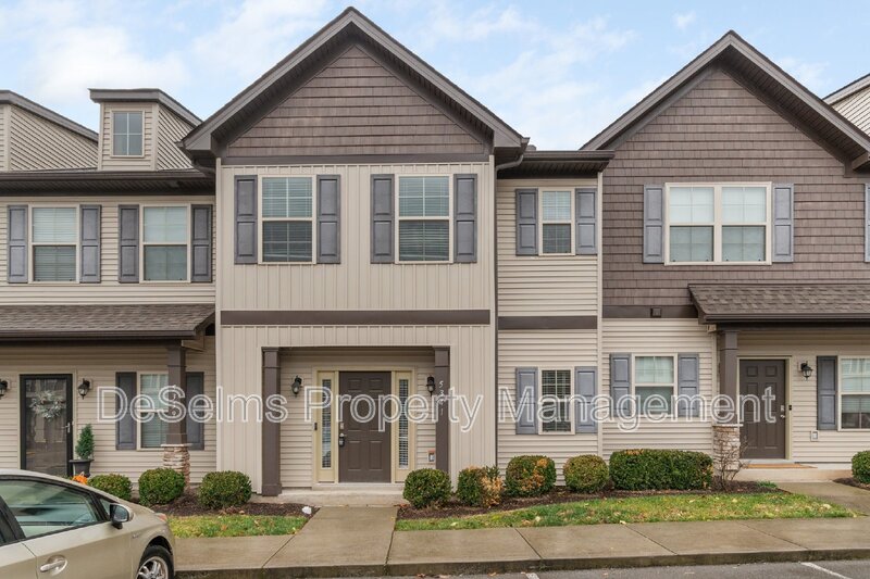 Murfreesboro House: 5341 Tony Lama Lane