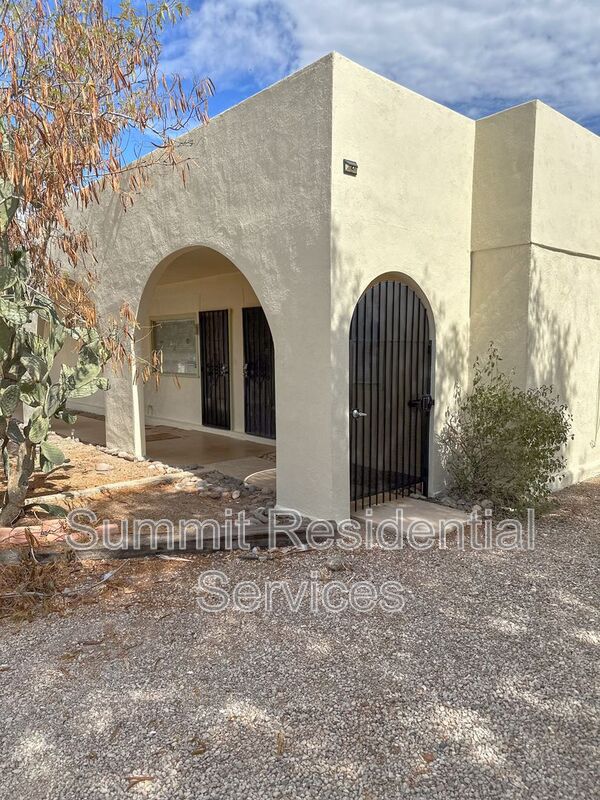 Tucson House: 3719 E Fairmount Street