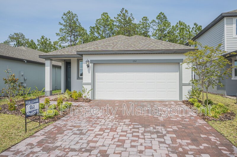 Daytona Beach House: 132 Lost Ball Dr