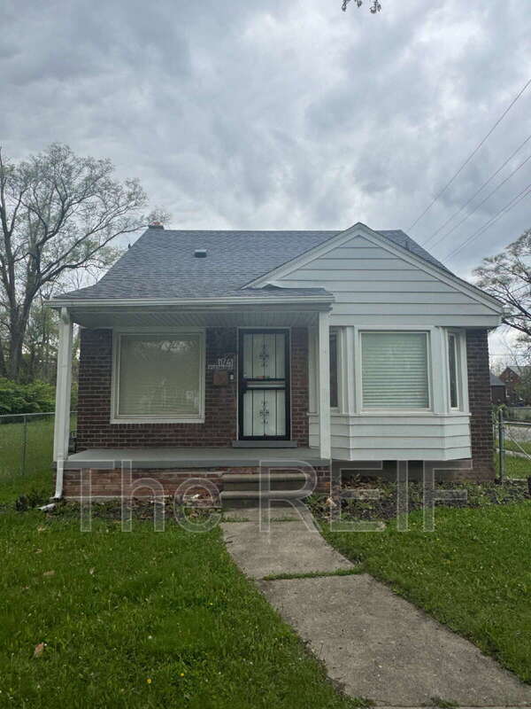Detroit House: 11741 Penrod Street
