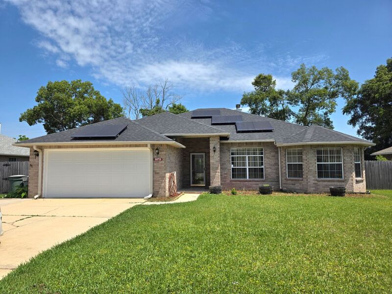 Pensacola House: 5172 Zachary Blvd