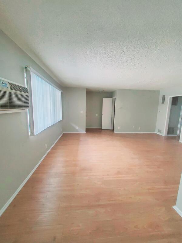 Los Angeles Condo: 235 South Rampart Boulevard - 112