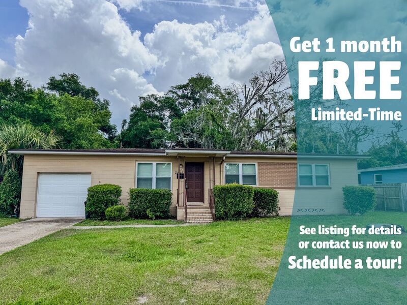 Jacksonville House: 2845 Holly Point Dr