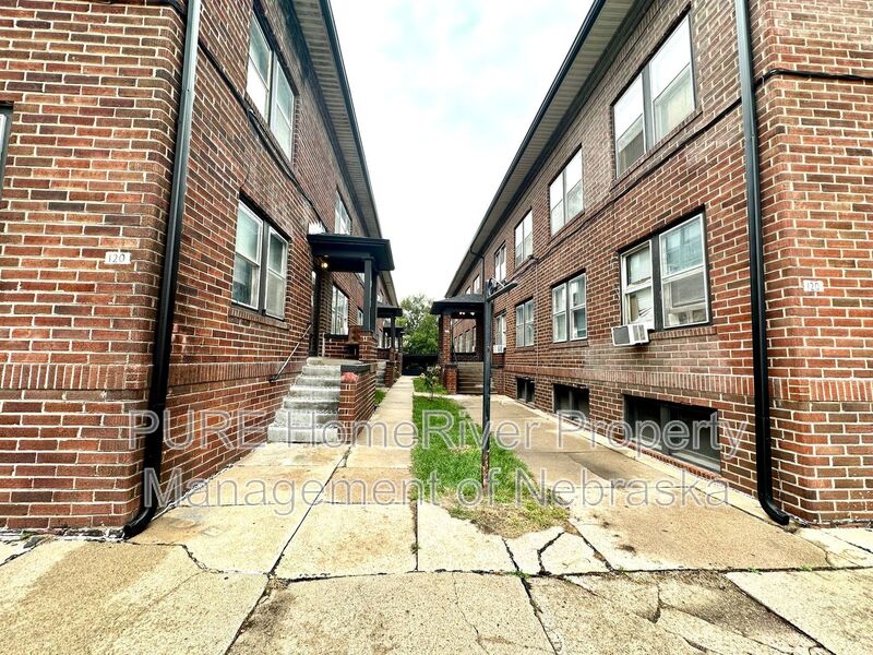 Council Bluffs Apartment: 120 N 6th St