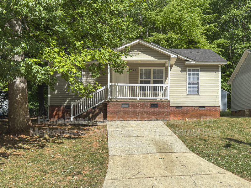Charlotte House: 6722 Rockwell Blvd