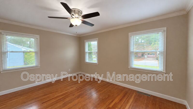 Beautifully Renovated 3-Bedroom Home in Virginia Beach! - Photo 15