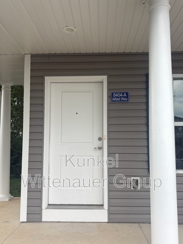 O'FALLON Condo: 8404-A ALLIED WAY