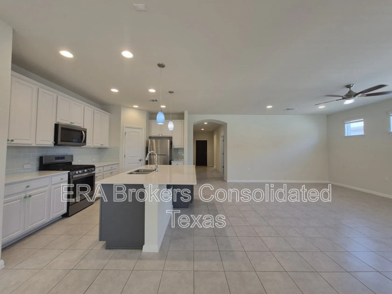 Georgetown House: 108 Calhoun Ln