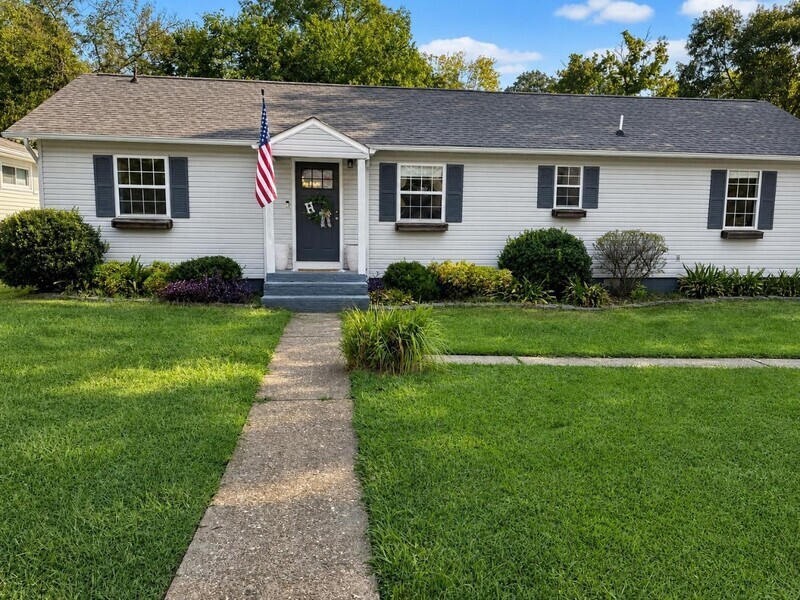 Chattanooga House: 15 Kingston St.