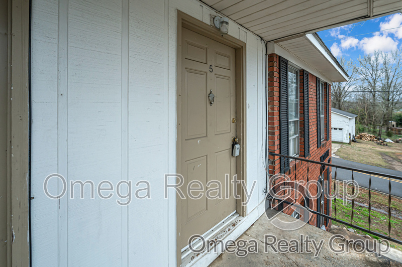 Jasper Condo: 1507 7th Ave