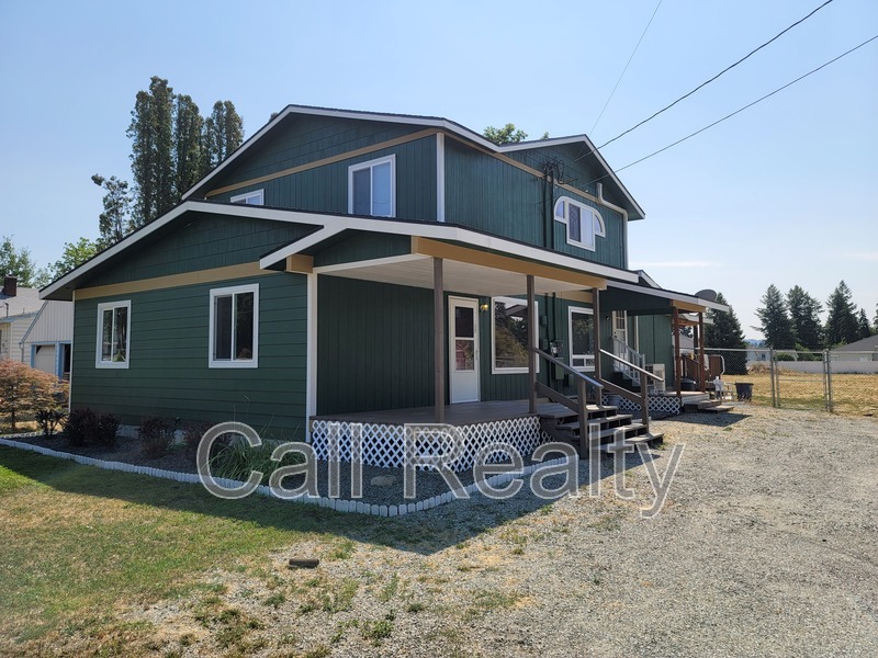 Spokane Valley Townhome: 11122 E Valleyway - Lower