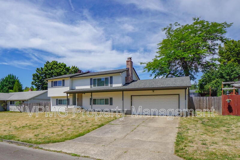 Vancouver House: 1708 NW 104th St
