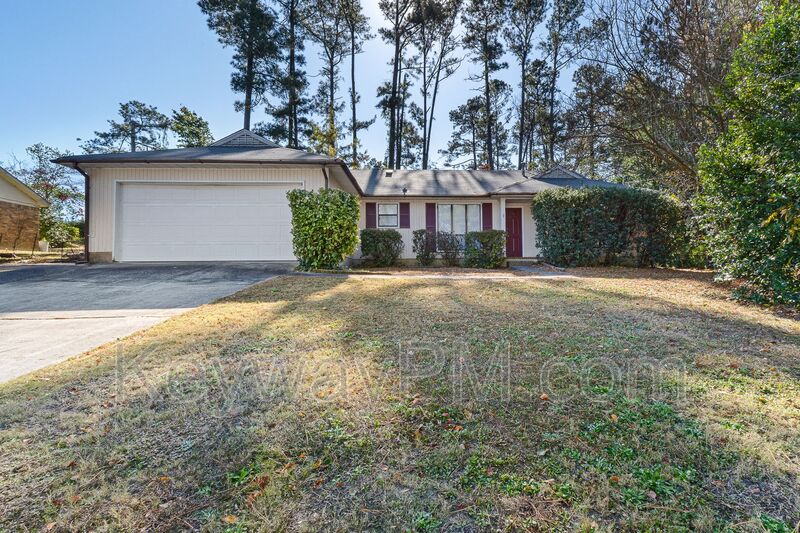 Augusta House: 2908 Cable Way