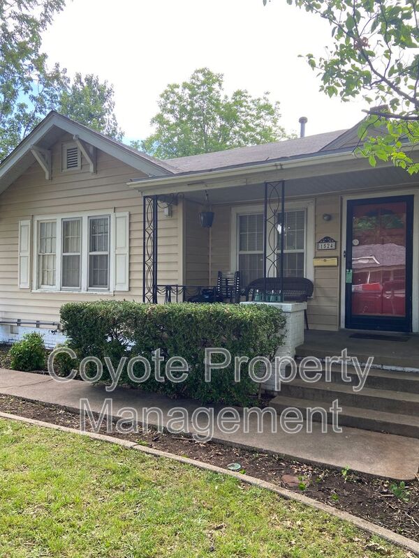 Tulsa House: 1524 S Jamestown Ave